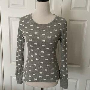 Old Navy thermal polar bear shirt size xs 🐻‍❄️